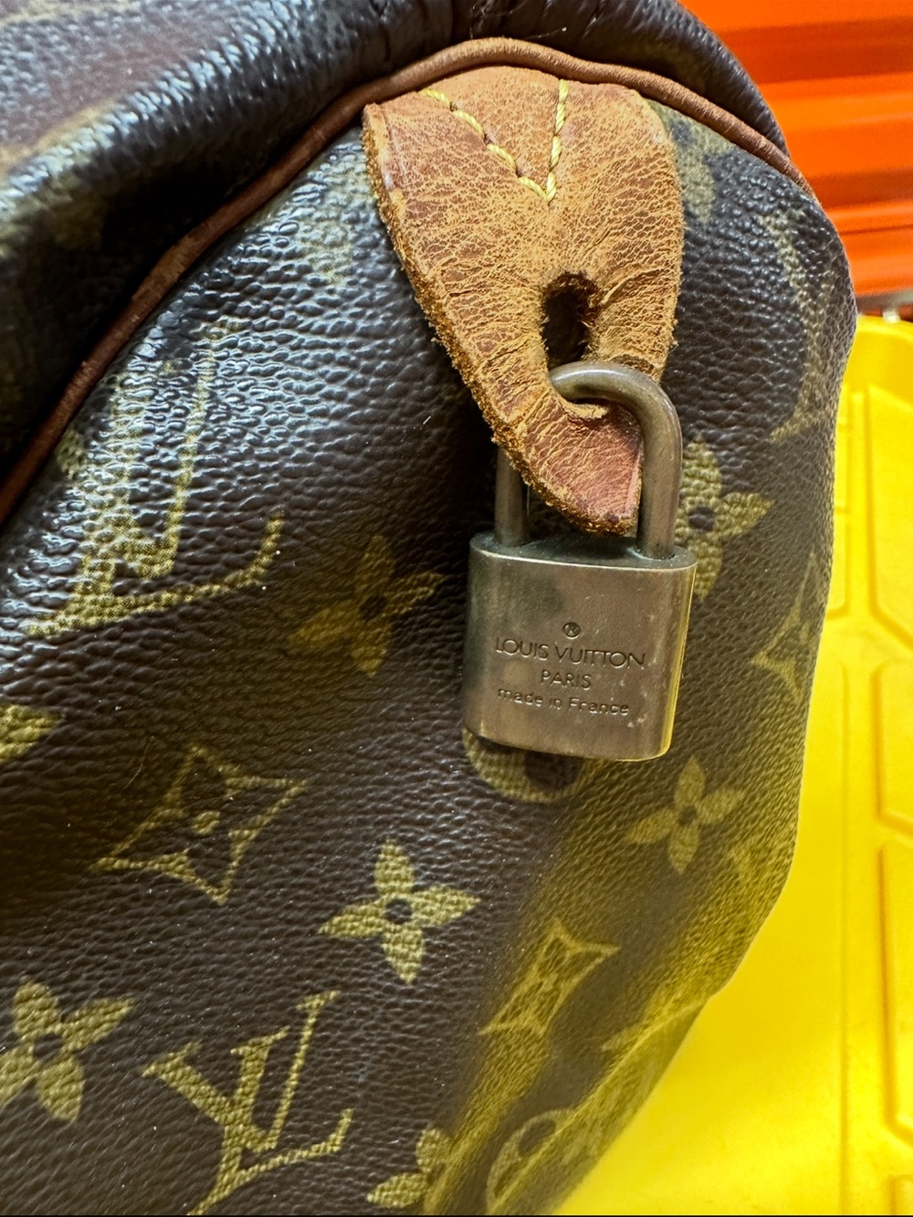 Vintage Louis Vuitton Monogram Speedy Handbag – Authentic - Picture 7 of 9